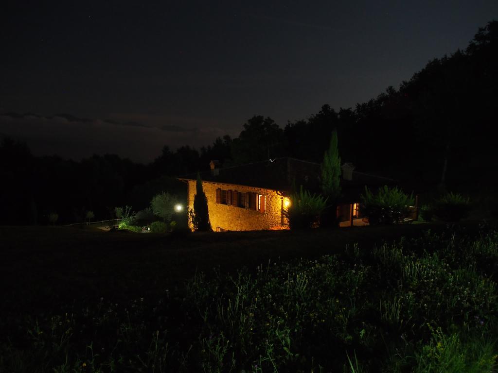 Il Giardino Di Rosmarino Bed & Breakfast Pontremoli Exterior photo