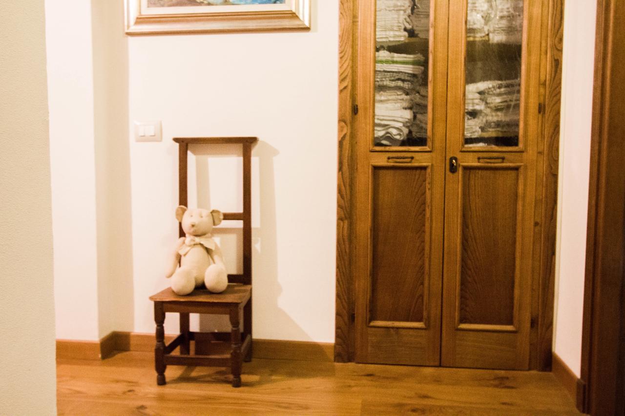 Il Giardino Di Rosmarino Bed & Breakfast Pontremoli Exterior photo